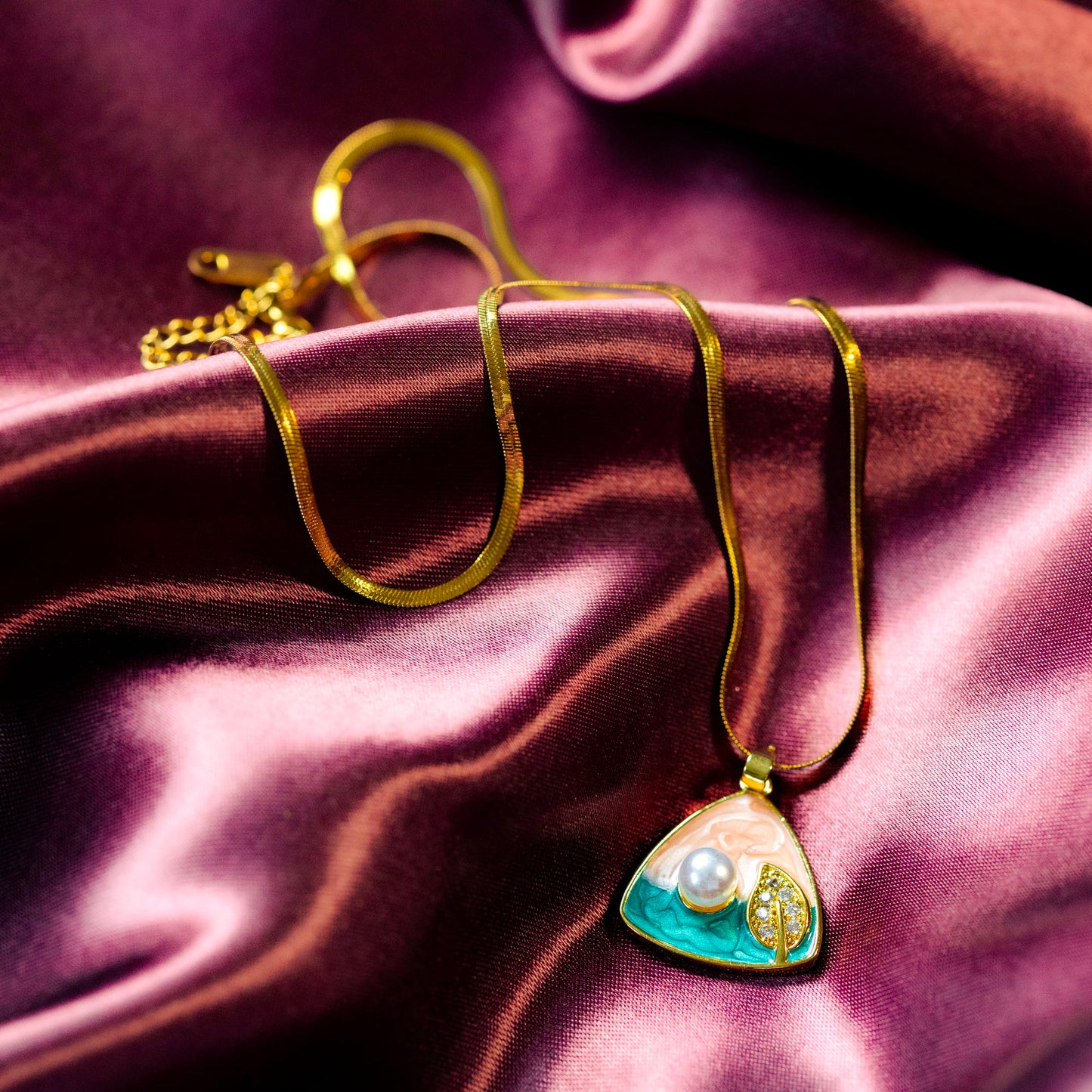 Blush Tide Pearl Anti-Tarnish Necklace