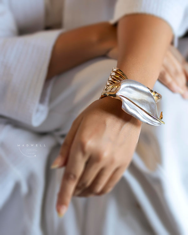 Anti Tarnish 18K Gold Plated Premium Golden Pearl Leaf Cuff Bangle